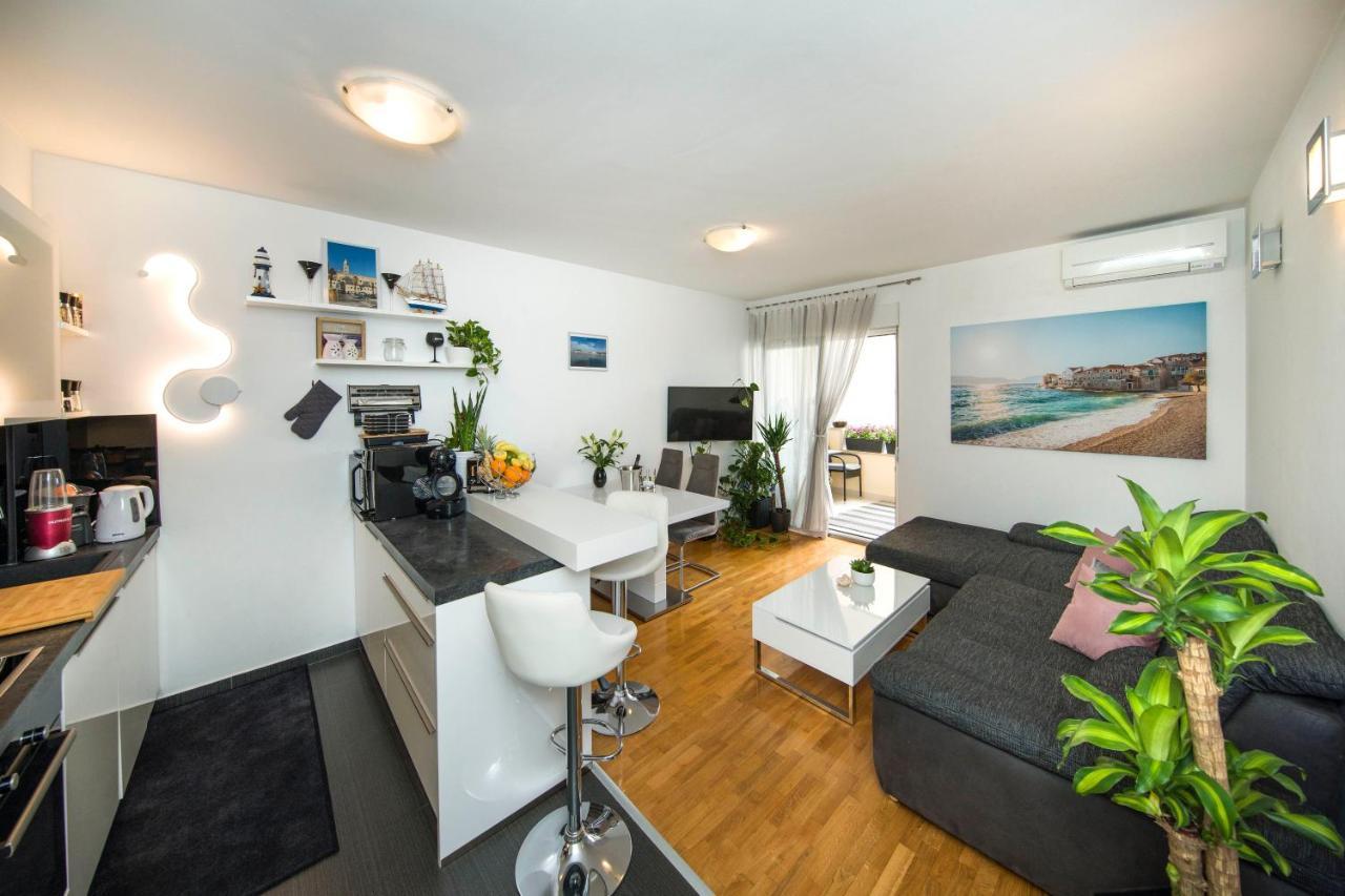 Apartment Summer Dreams Split Exteriör bild