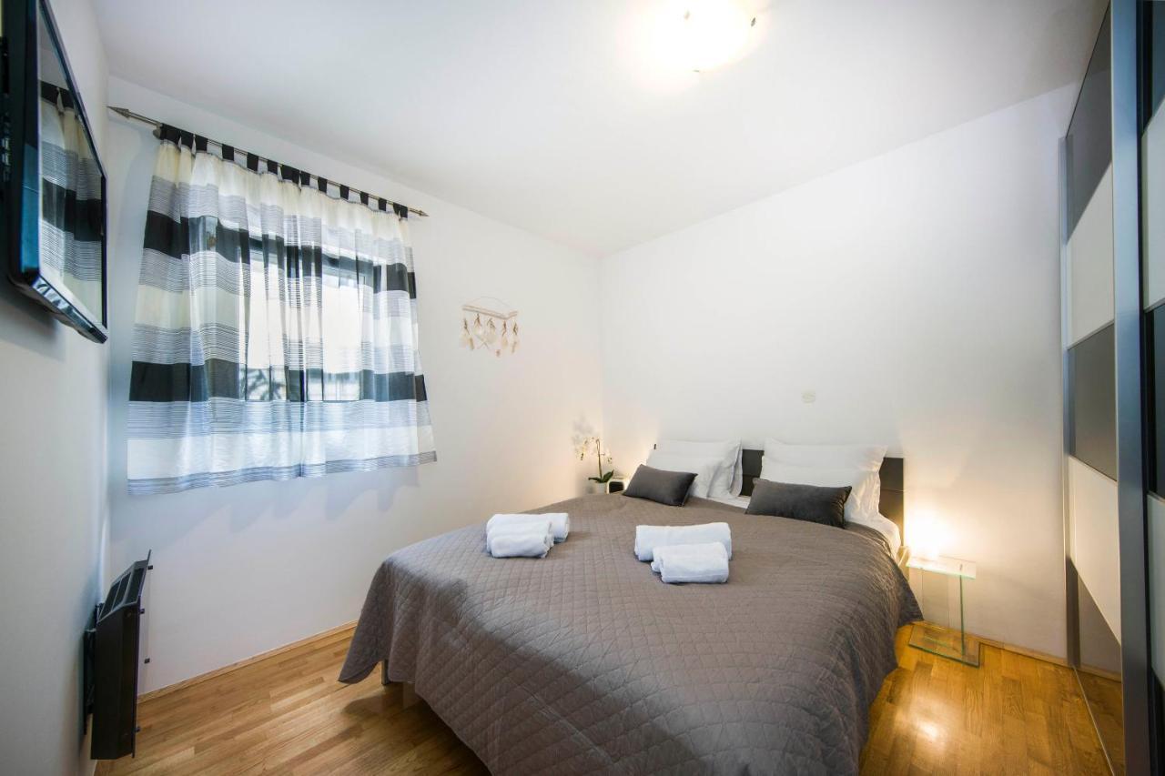 Apartment Summer Dreams Split Exteriör bild