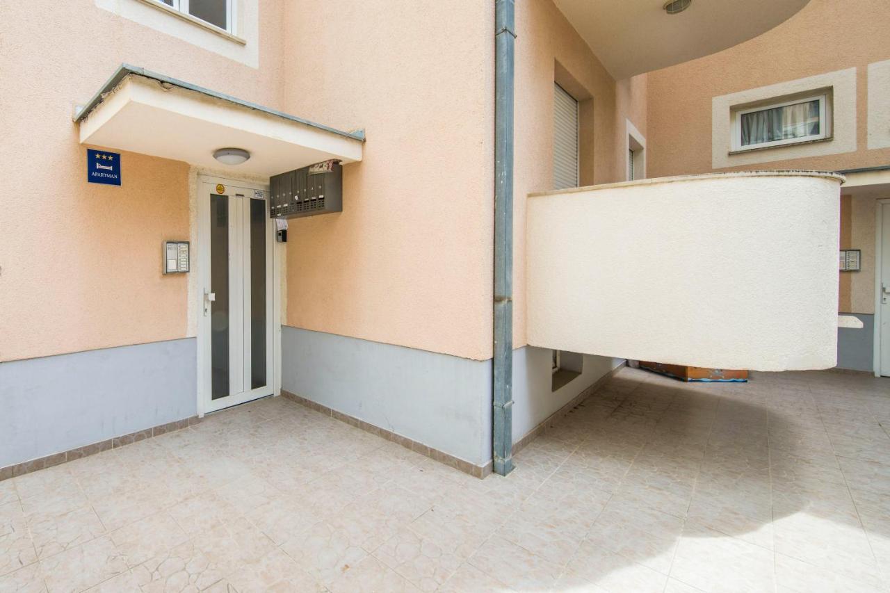 Apartment Summer Dreams Split Exteriör bild