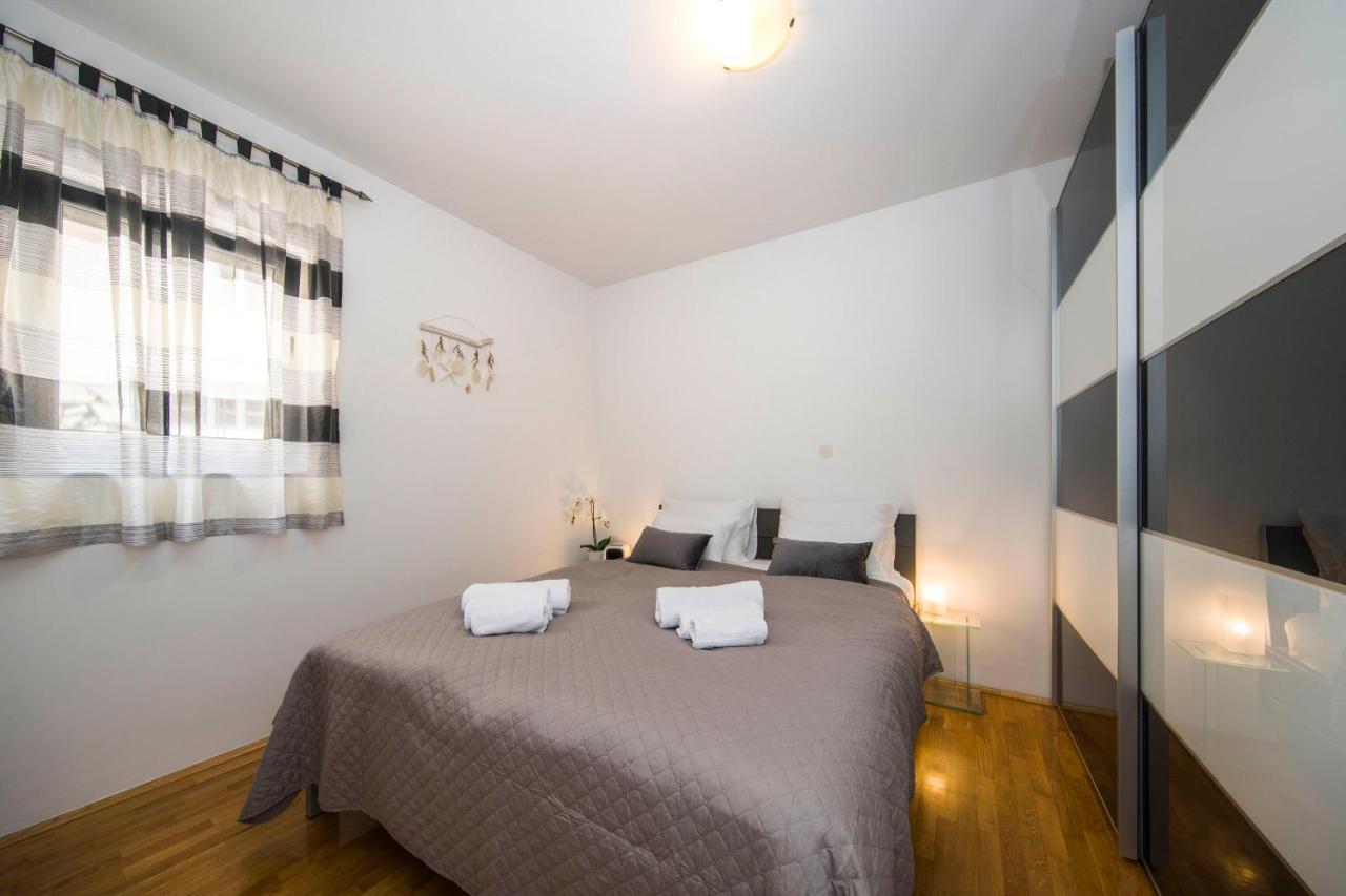 Apartment Summer Dreams Split Exteriör bild